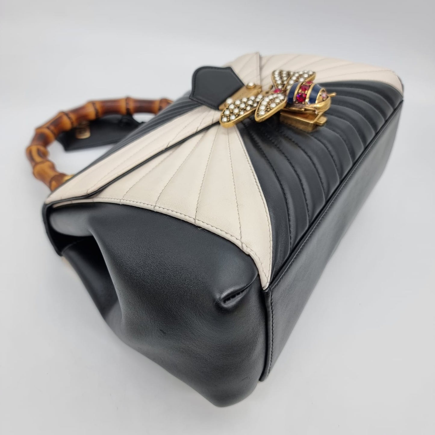 Gucci Bamboo Queen Margaret Top Handle Black White Size 30x8x22