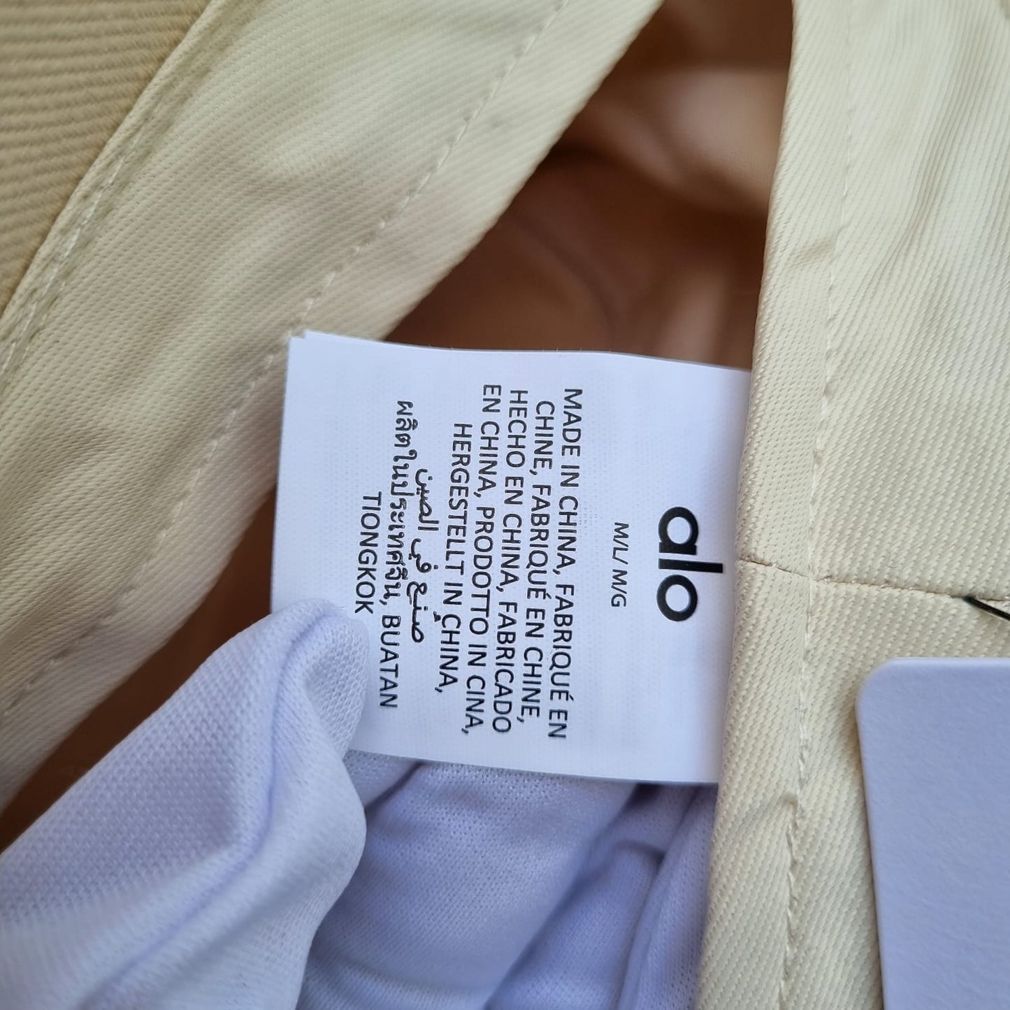 Alo Yoga Weekender Bucket Hat Ivory
