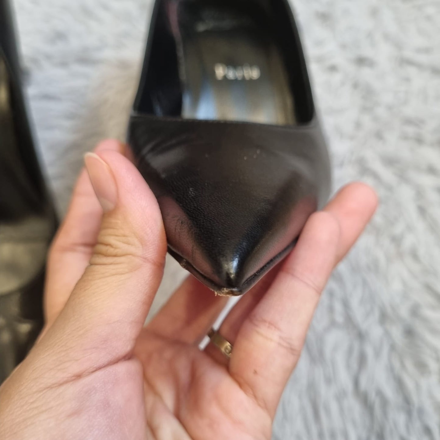 Christian Loubutin Condora Lin Black Size 37,5 insole 25,5 dr ujung fit 24