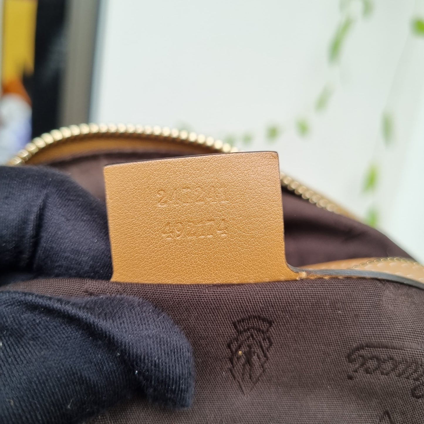 Gucci Guccissima GG Charm Convertible Dome Satchel Tan Size 38x19x34