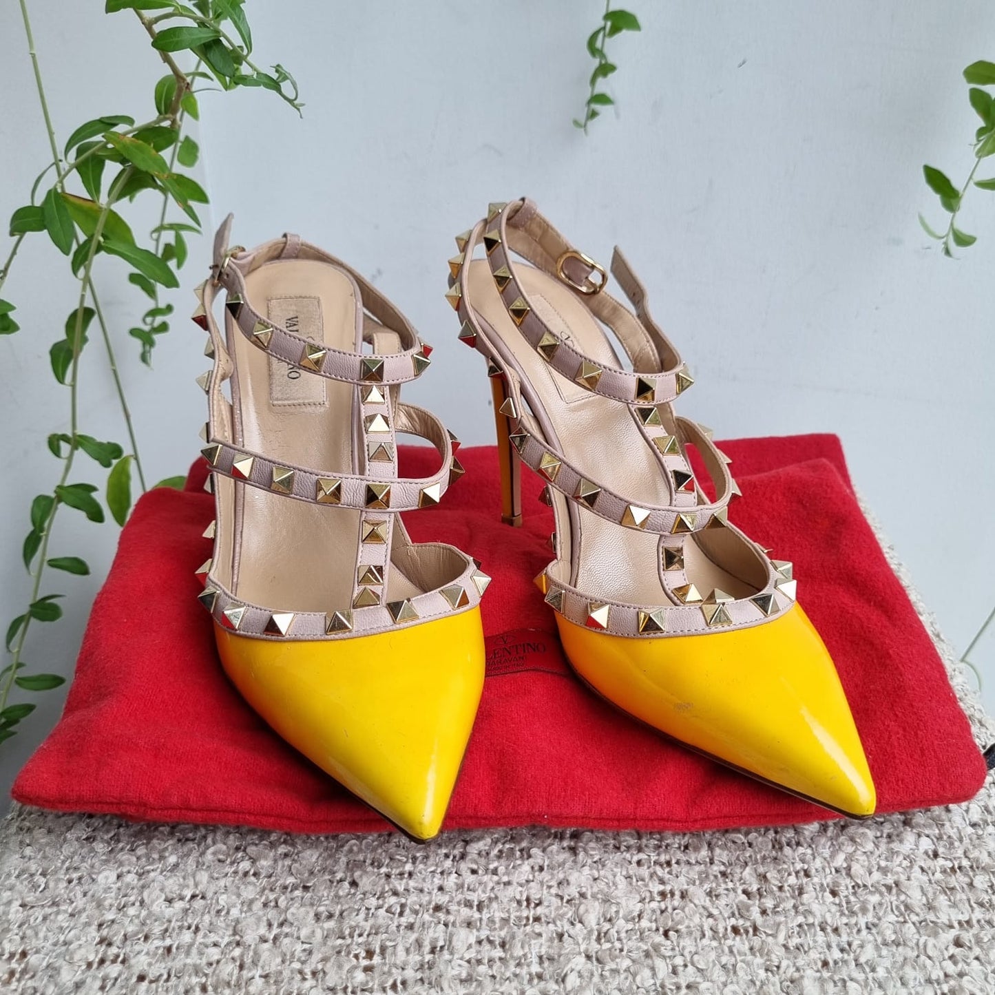 Valentino Rockstud Ankle Strap Yellow Size 39/26