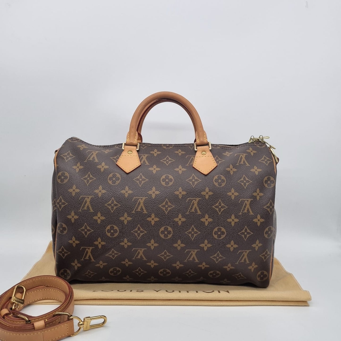 Louis Vuitton Speedy Bandou 35 Mono 2011 Size 35x17x27