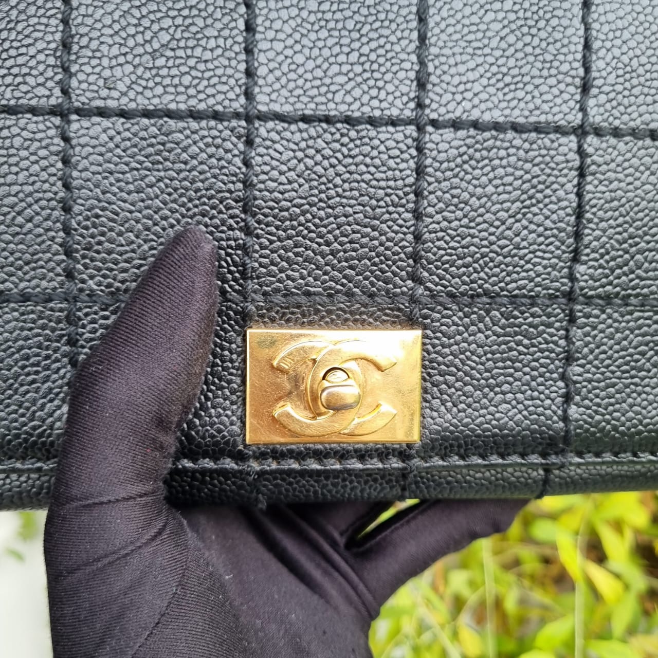 Chanel Vintage Flap Bag Black Caviar GHW (broken Holo) Size 29x9x16
