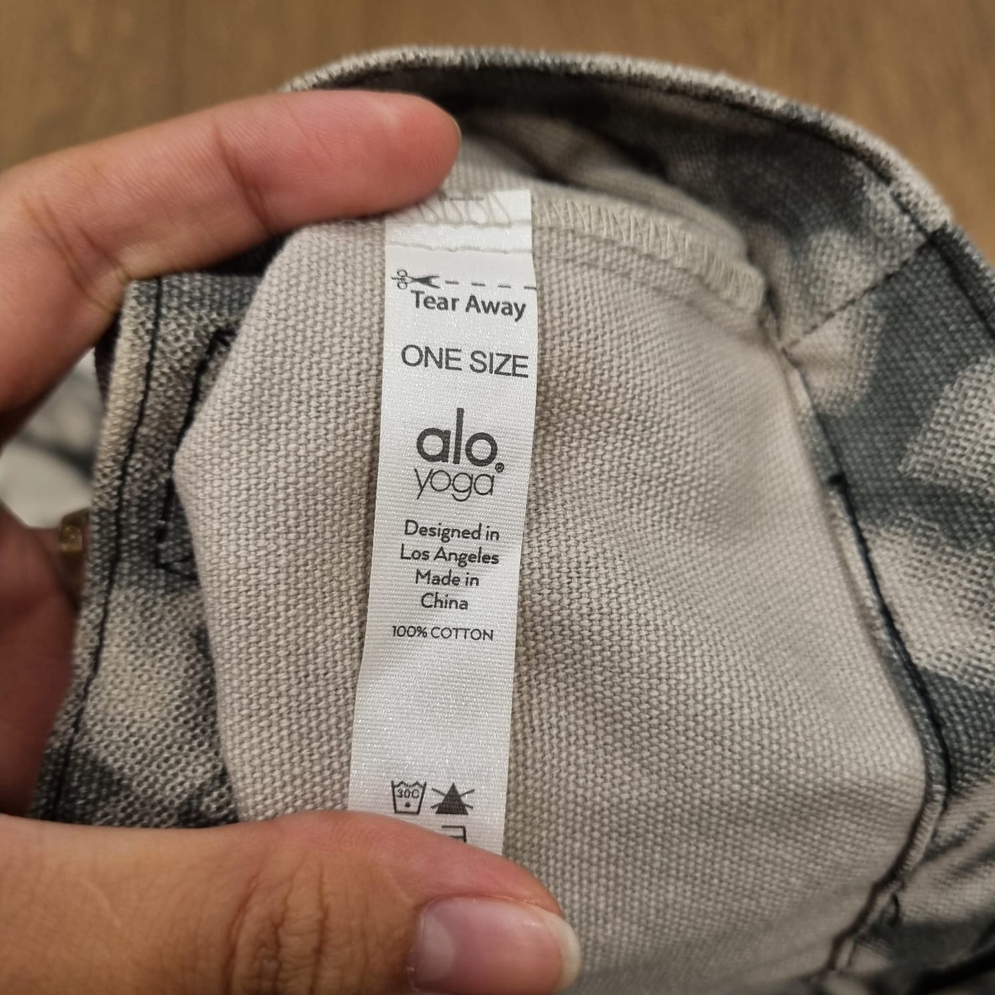 Alo Yoga Shopper Tote Grey Tiedye 12x49x37