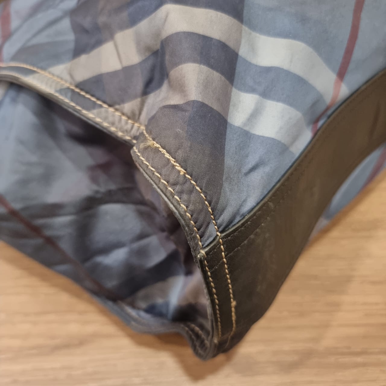 Burberry Buckleigh Nylon Nova Check Blue Size 36x7x41