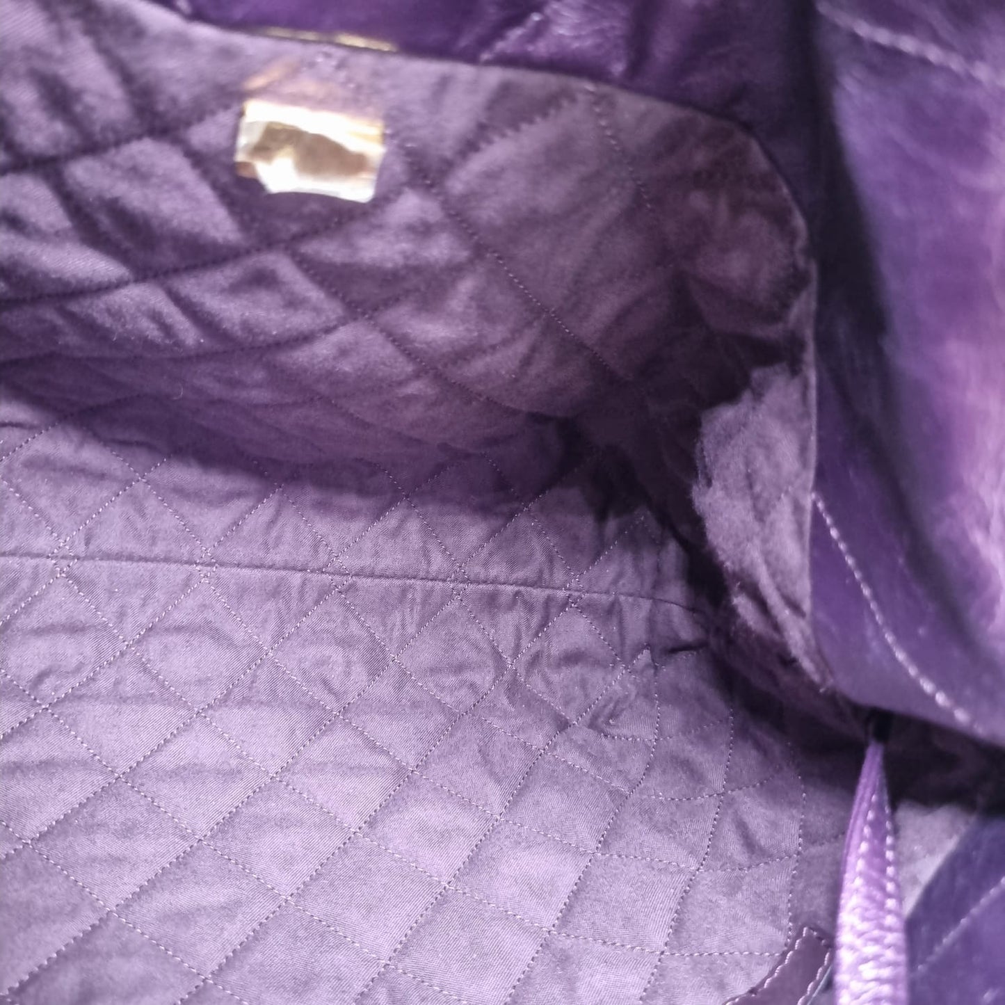 Chanel C22 Small Dark Purple GHW CHIP Size 29x7x32