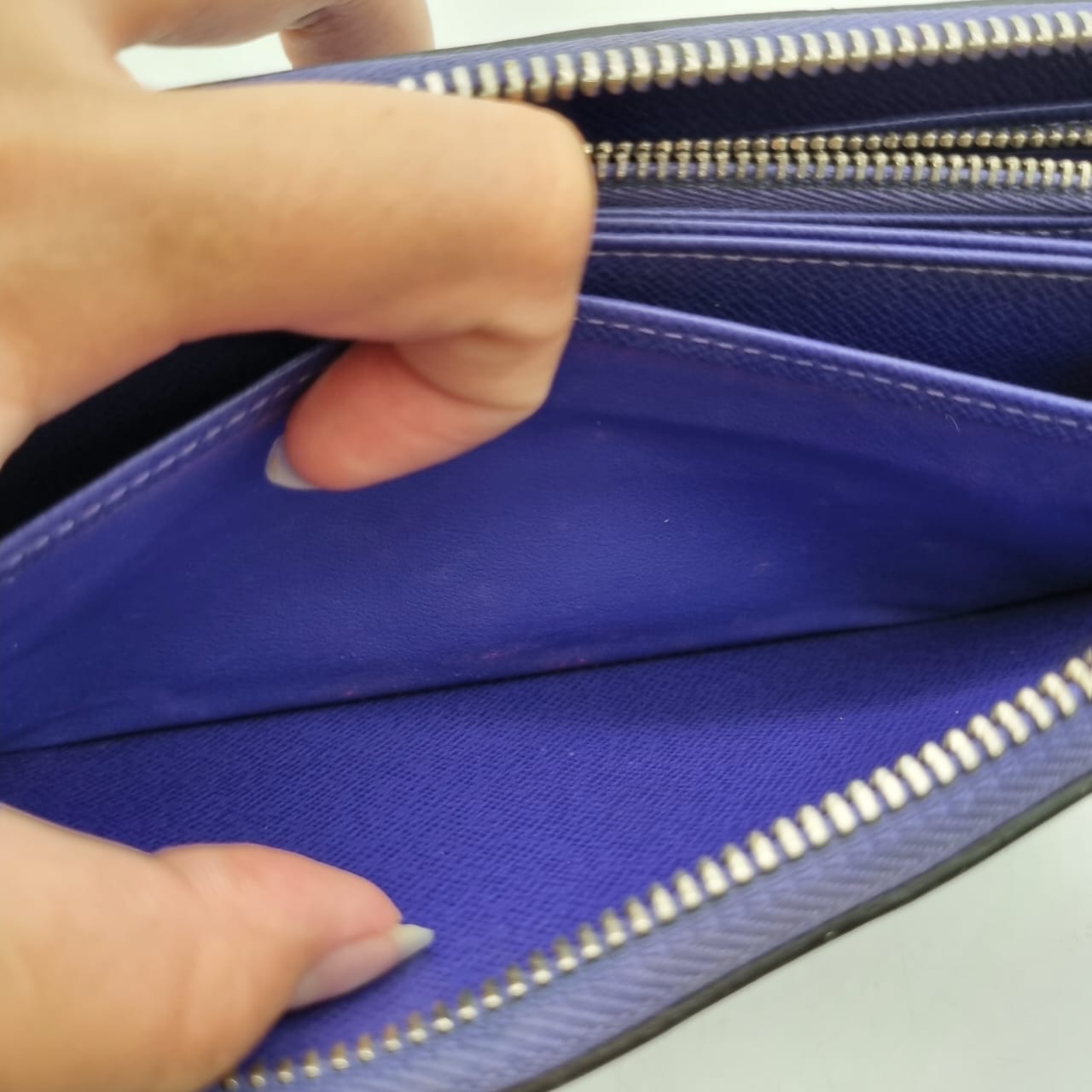 Louis Vuitton Zippy Wallet Blue 2011 Size 19x10