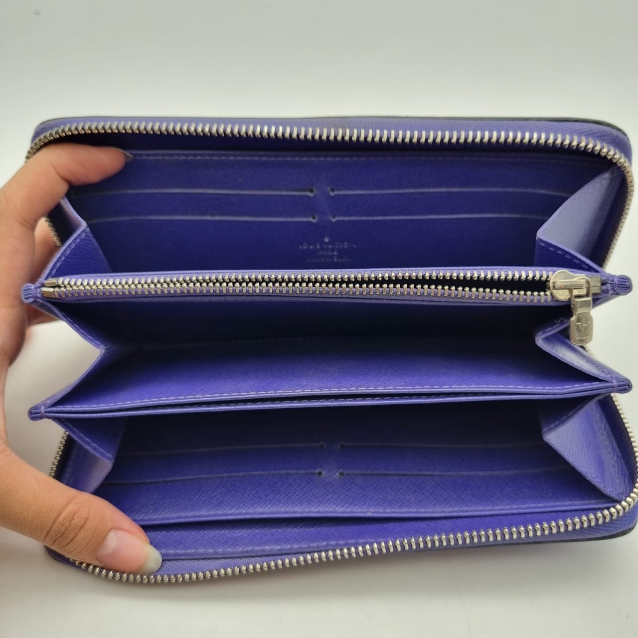 Louis Vuitton Zippy Wallet Blue 2011 Size 19x10