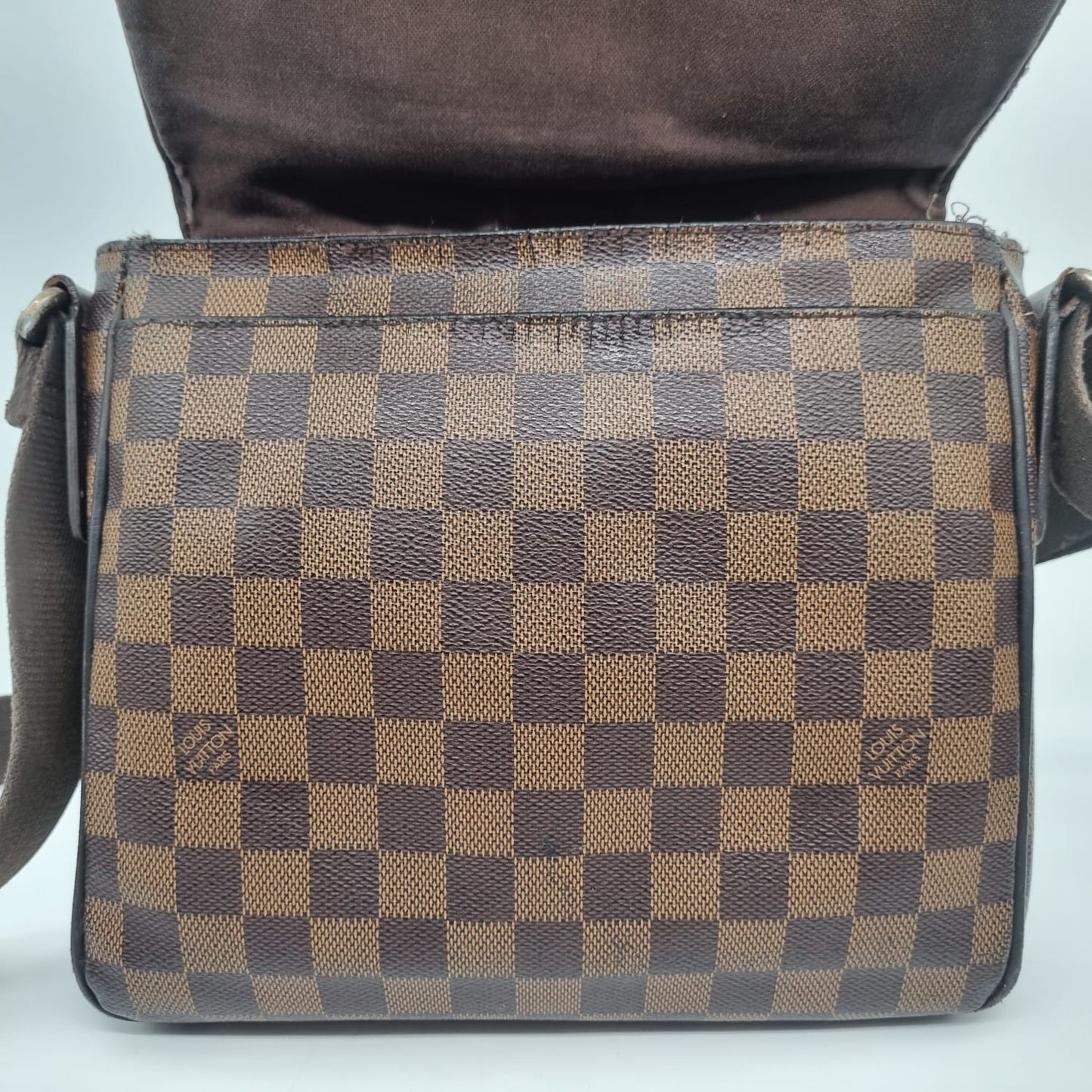 Louis Vuitton District PM Damier Ebene 2013 Size 24x5x22