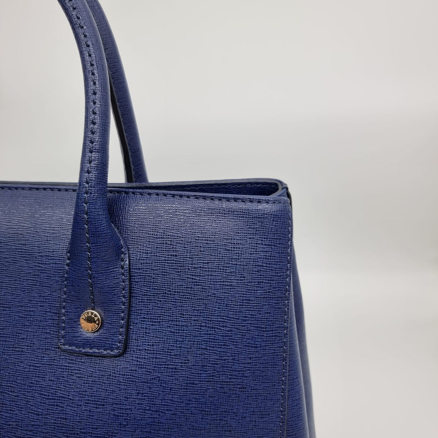 Furla Hand Bag Blue Size 32x15x22