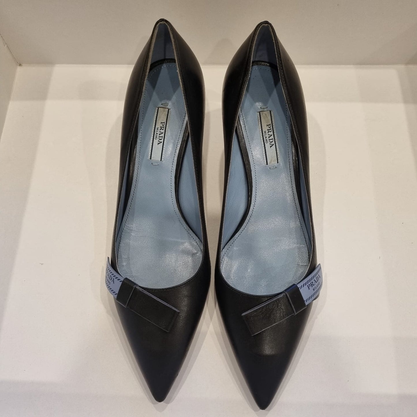 Prada Bow Blue Black Grained Size 39/27 Dari Ujung