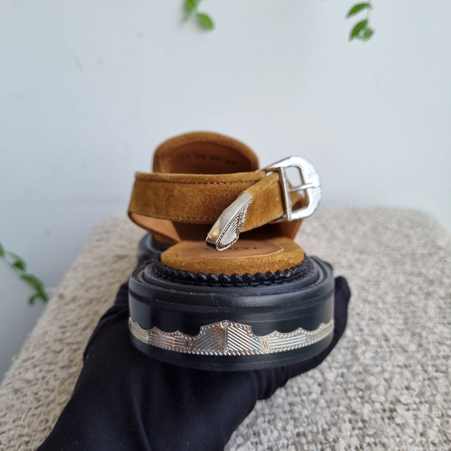 Toga Virilis Slingback Suade Brown Size 40/28