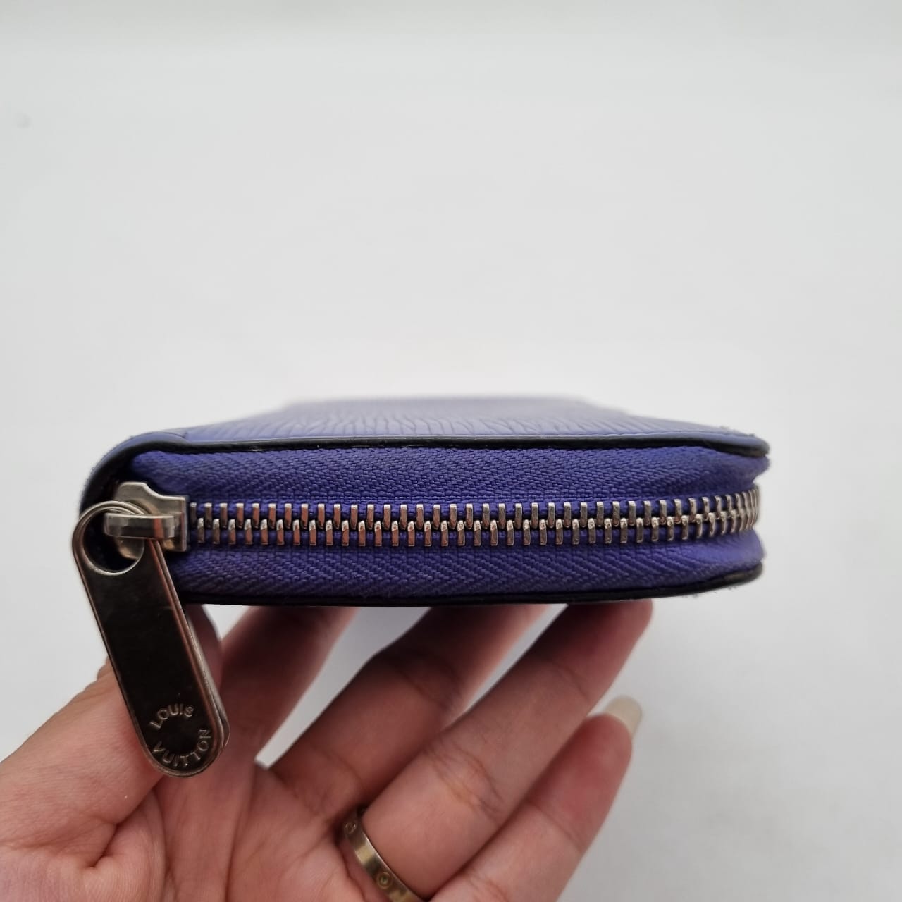 Louis Vuitton Zippy Wallet Blue 2011 Size 19x10