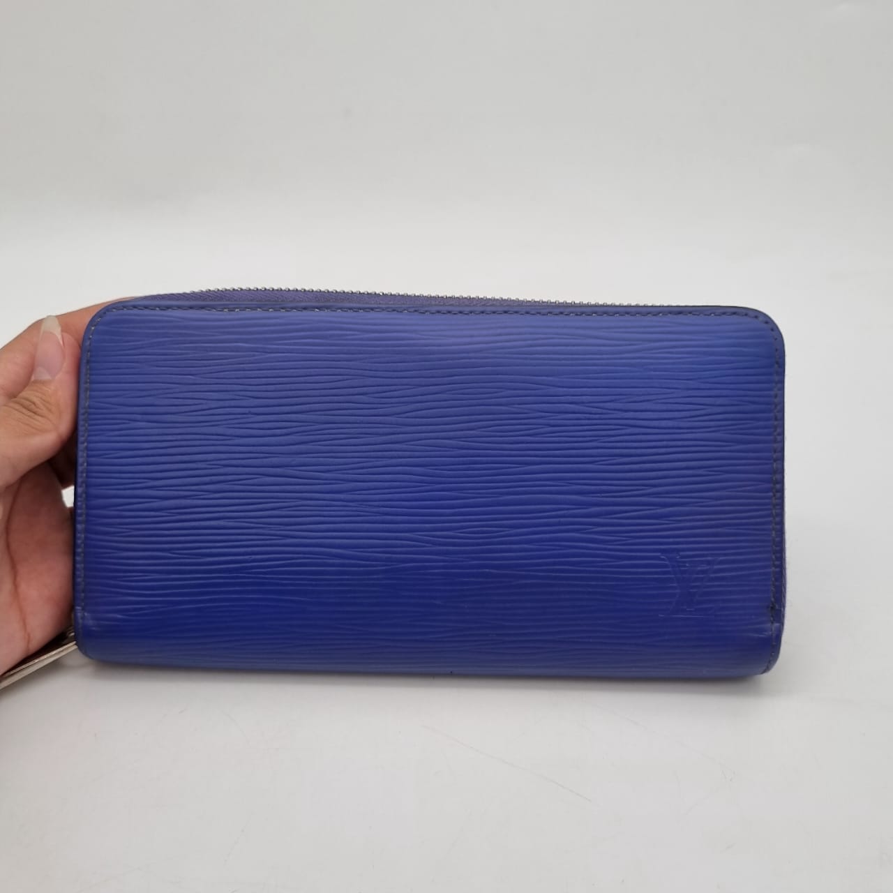 Louis Vuitton Zippy Wallet Blue 2011 Size 19x10