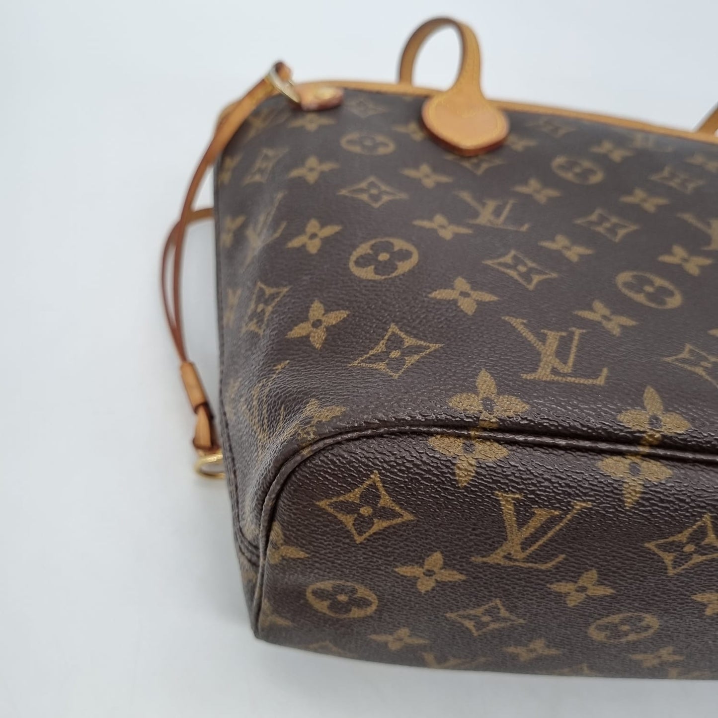 Louis Vuitton Neverfull PM Monogram 2007 Size 29x13x22