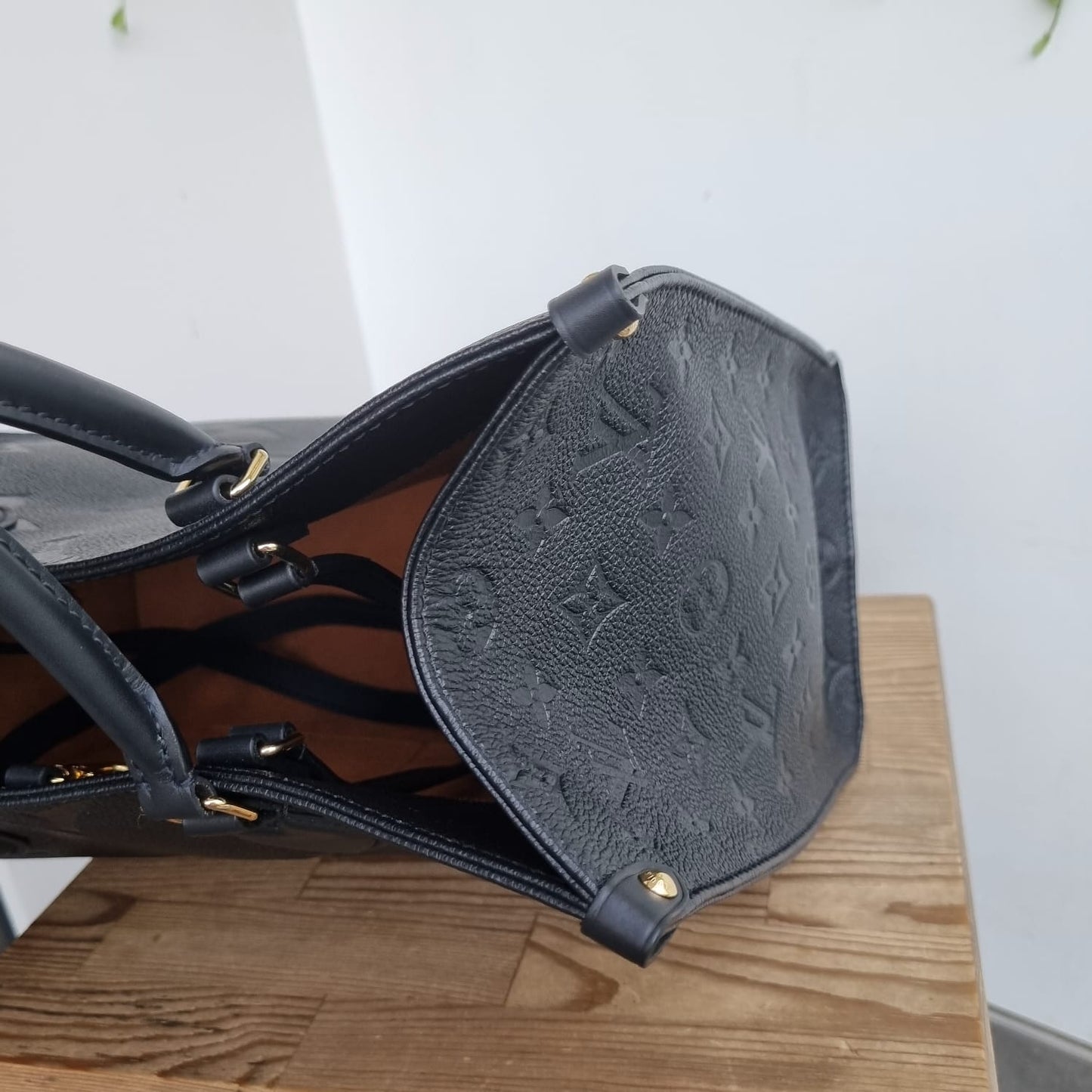 Louis Vuitton On The Go MM Monogram Empre Black CHIP Size 34x15x27