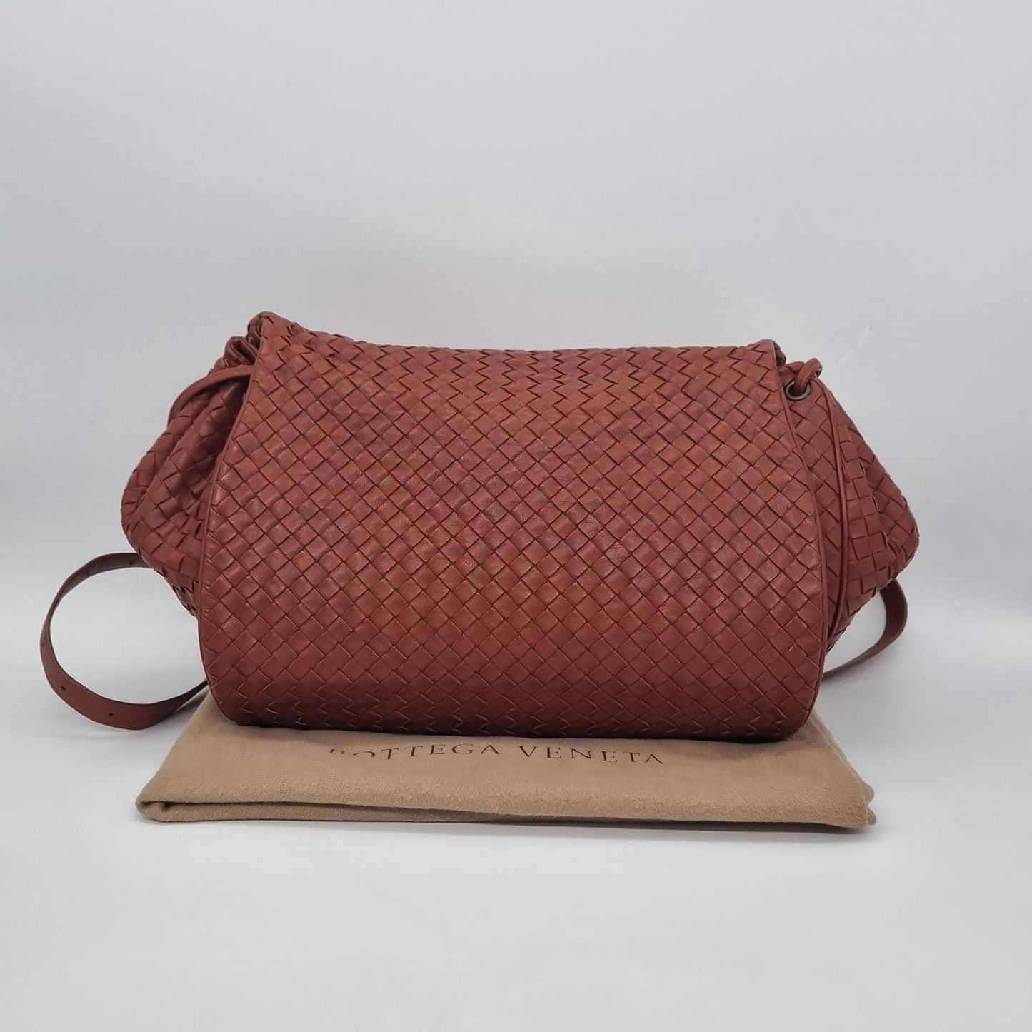 Bottega Venetta Interciatto Flap Bag Sling Bag Brick tahun 2011 size 31x10x32