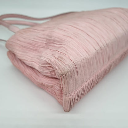 Dior Clutch Pink Satin Tahun 1998 size 30x7x17