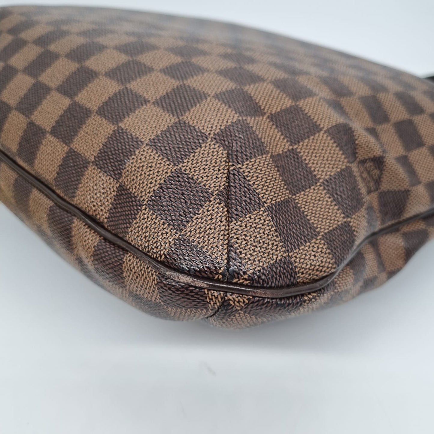 Louis Vuitton Bloomberg Damier 2011 size 32x31