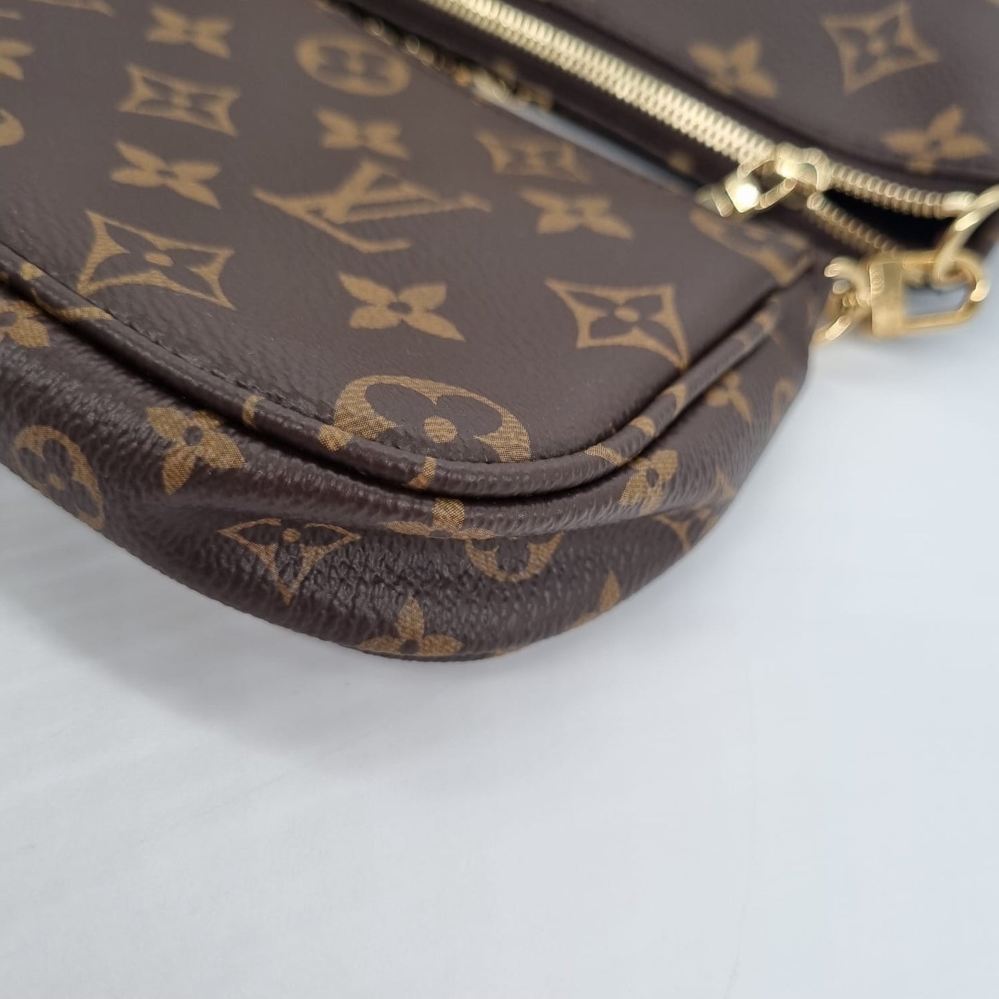 Louis Vuitton Pochette Monogram Rose Clair 2023 CHIP BNIB Size 24x4x14