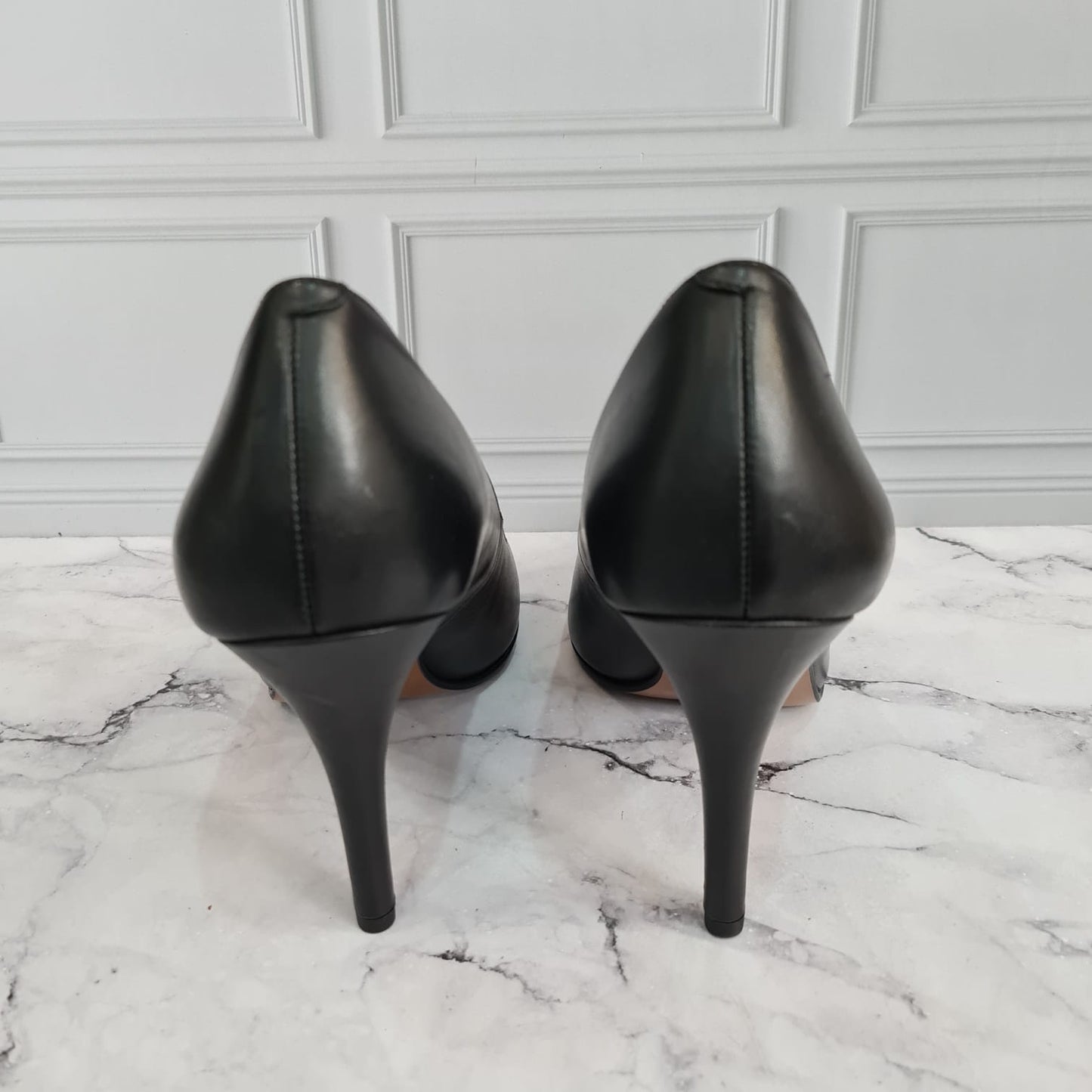 Coach Heels Black Size 10/27