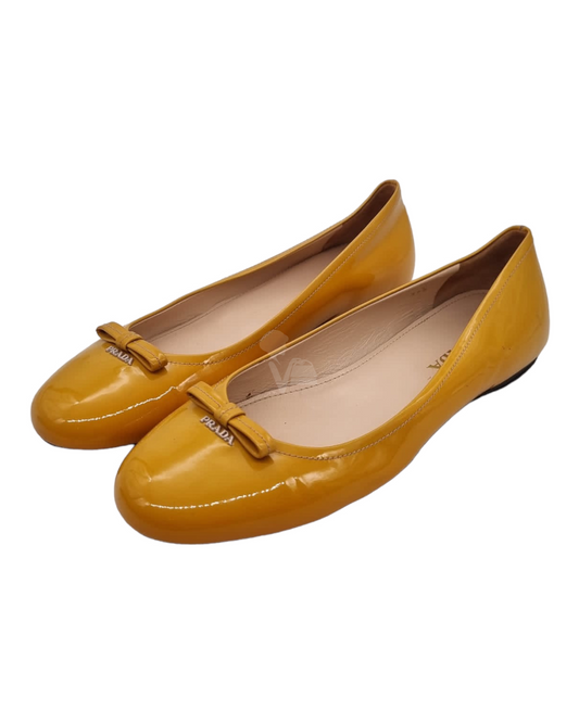 Prada Flat Shoes Patent Yellow Size 39,5/26