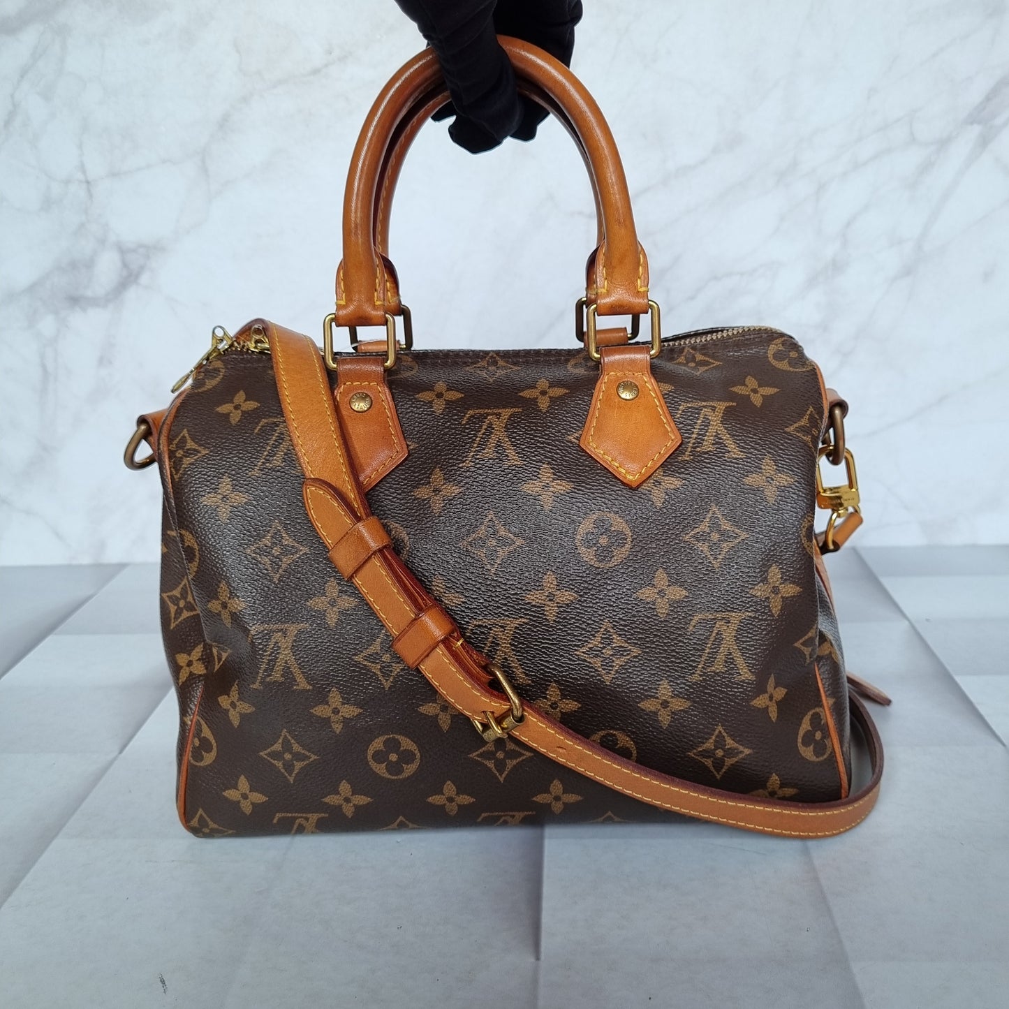 Louis Vuitton Speedy Bandou 25 Monogram 2019 Size 25x15x22