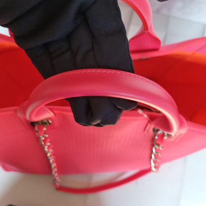 Chanel Deauville Medium Pink Neon #31