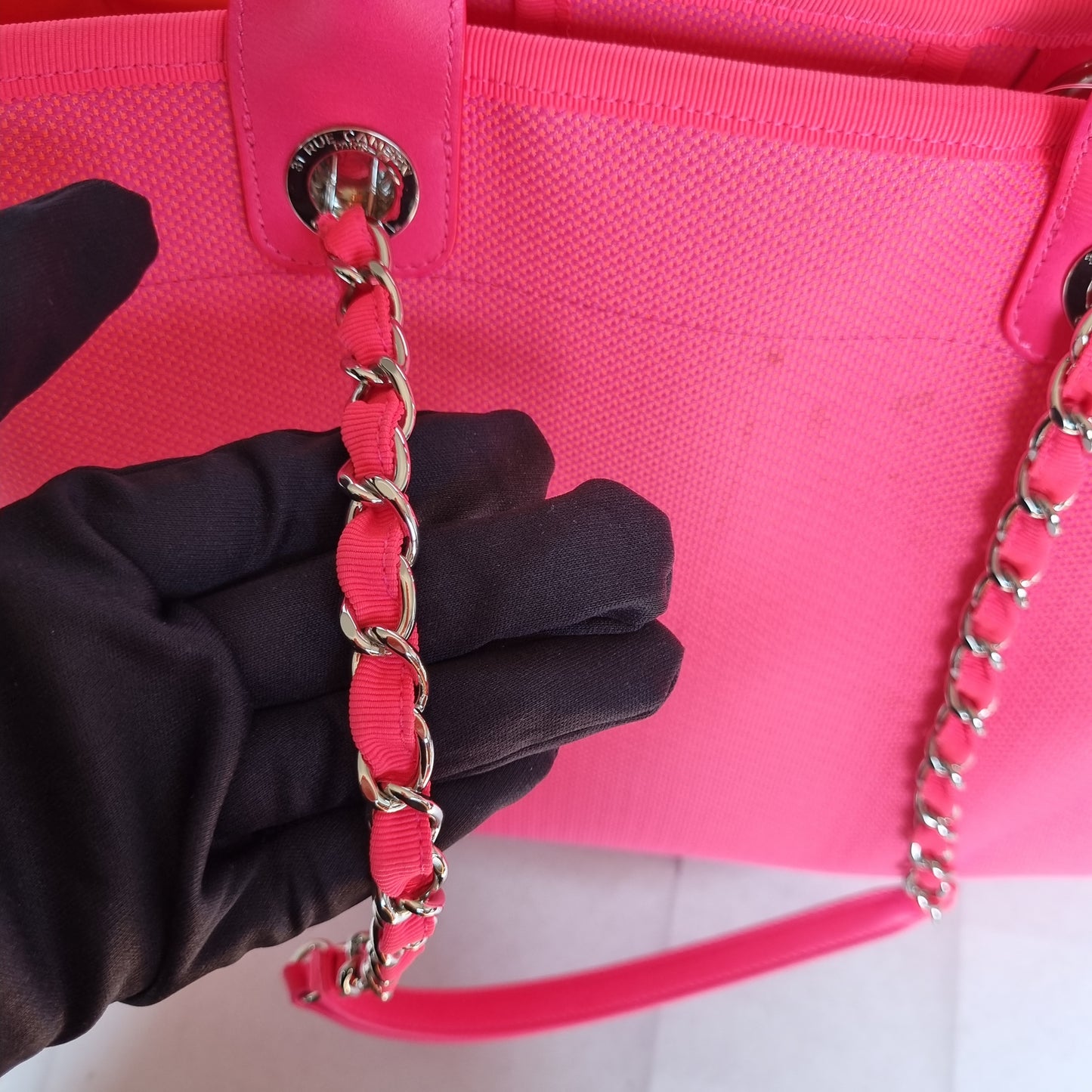 Chanel Deauville Medium Pink Neon #31