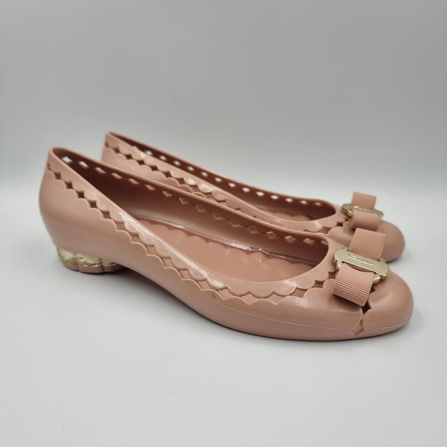 Salvatore Ferragamo Jelly Pump Pink Size 6/23