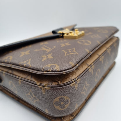 Louis Vuitton Metis Reverse Size 24x5x20 tahun 2022