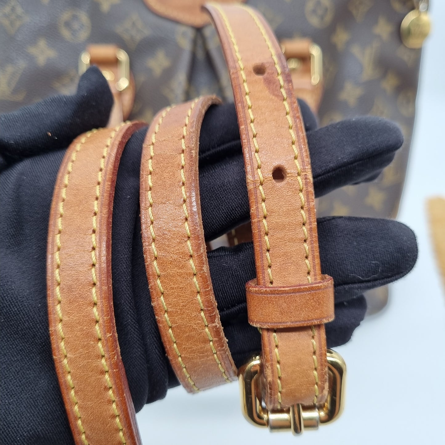 Louis Vuitton Palermo Monogram PM 2011 Size 30x16x28