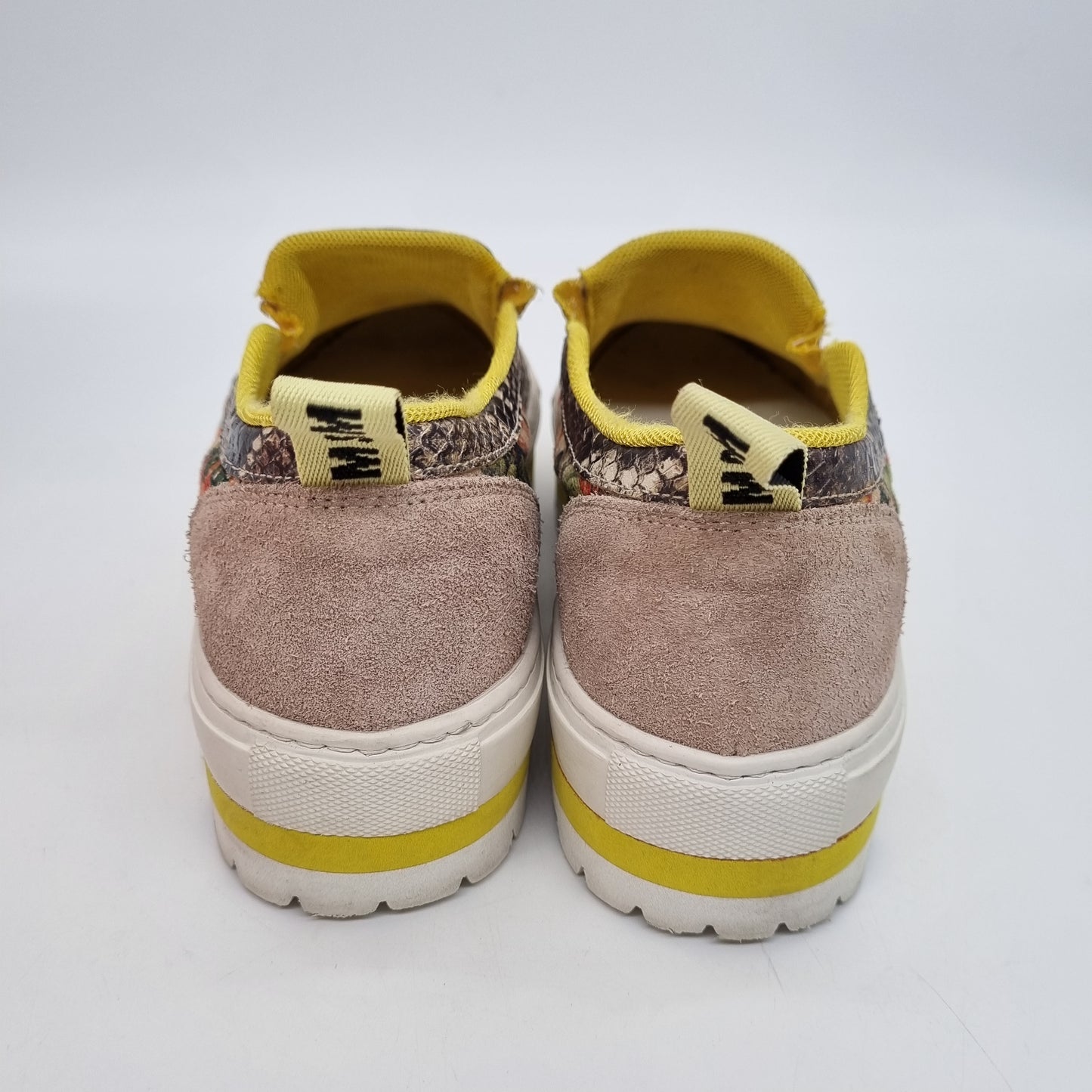 MSGM Slip On Yellow with Floral Size 37/24