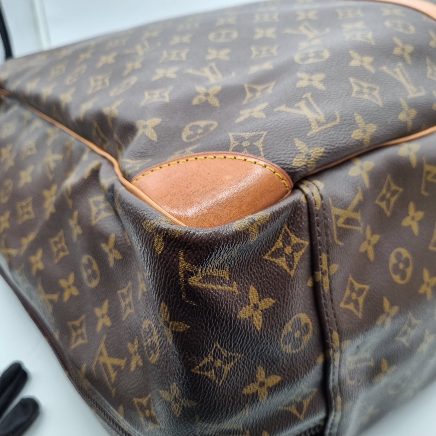 Louis Vuitton Sirius Monogram 1995 Size 63x20x45