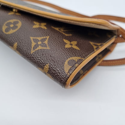 Louis Vuitton Pochette Monogram Twin GM 2001 Size 24x13