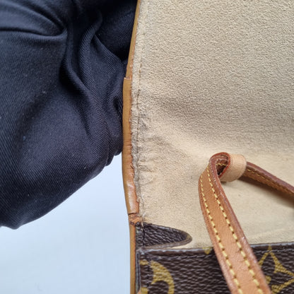 Louis Vuitton Pochette Monogram Twin GM 2001 Size 24x13