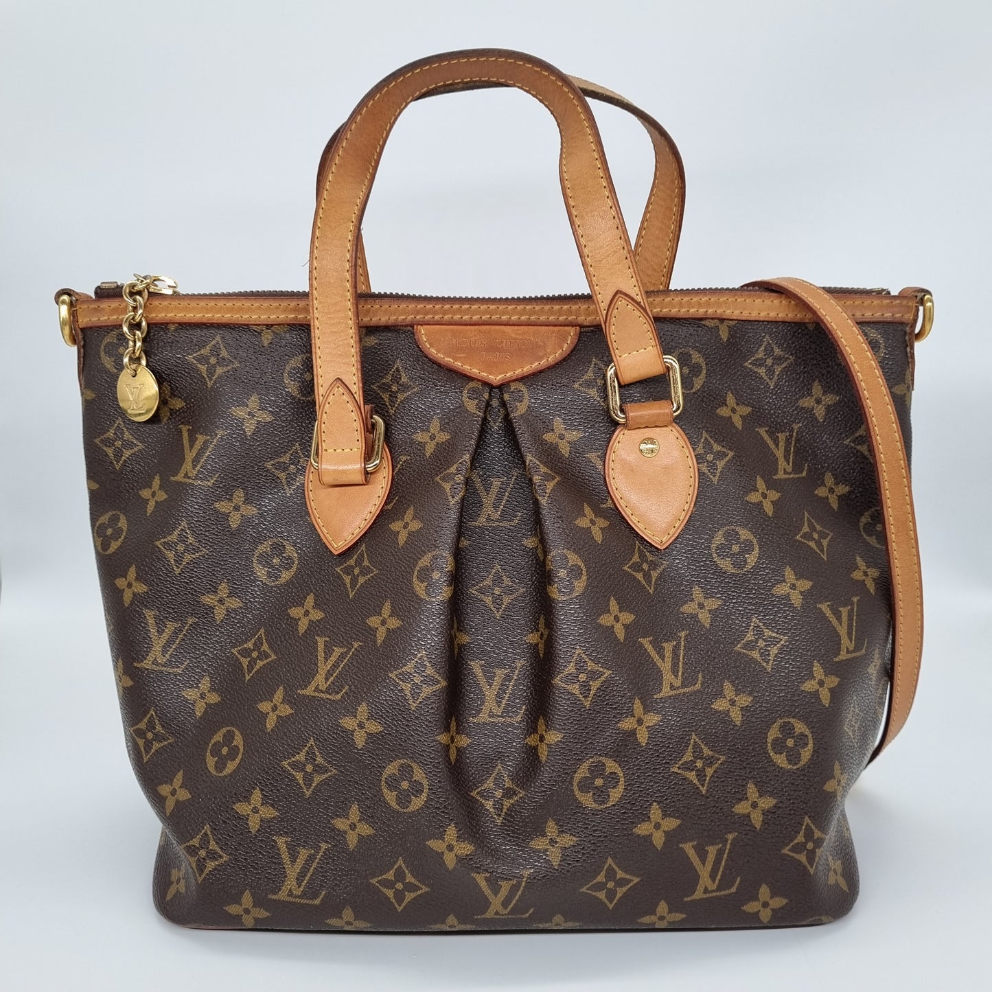 Louis Vuitton Palermo Monogram 2011 Size 30x16x27