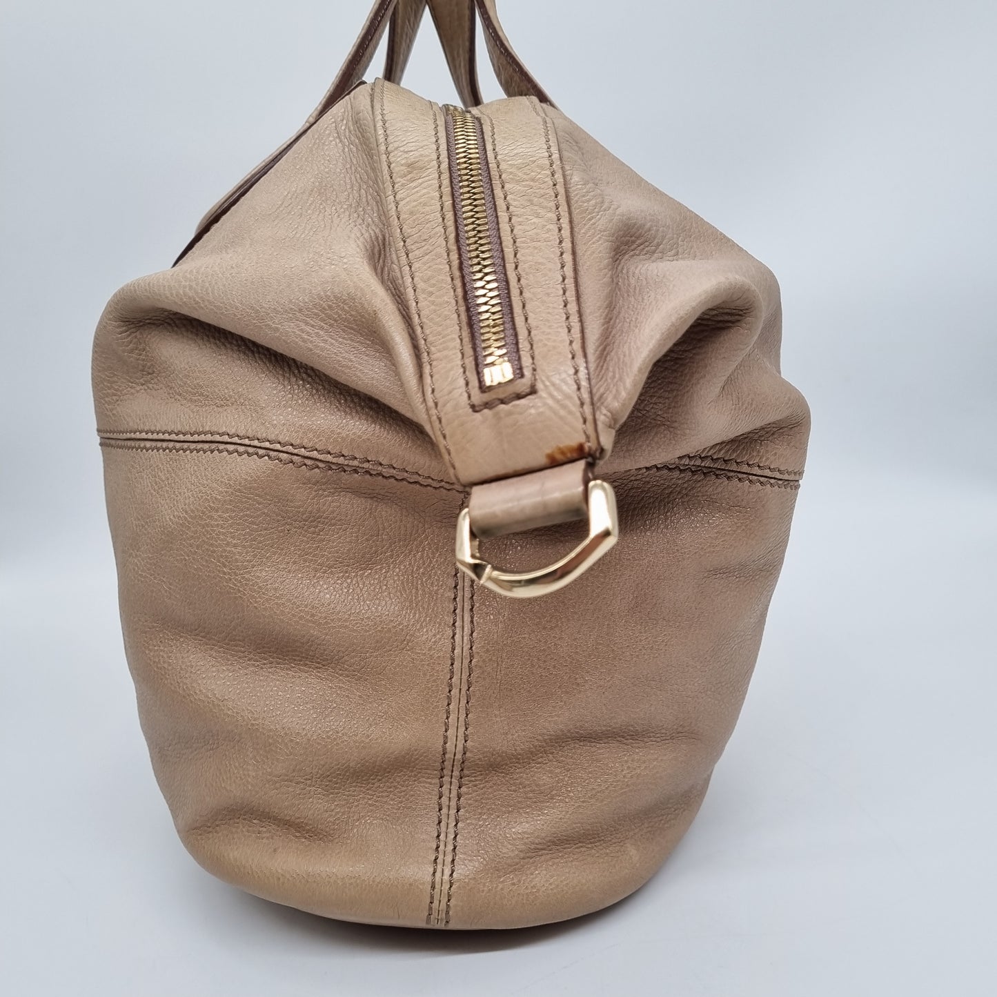 Givenchy Nightangle Medium Beige Size 35x15x30