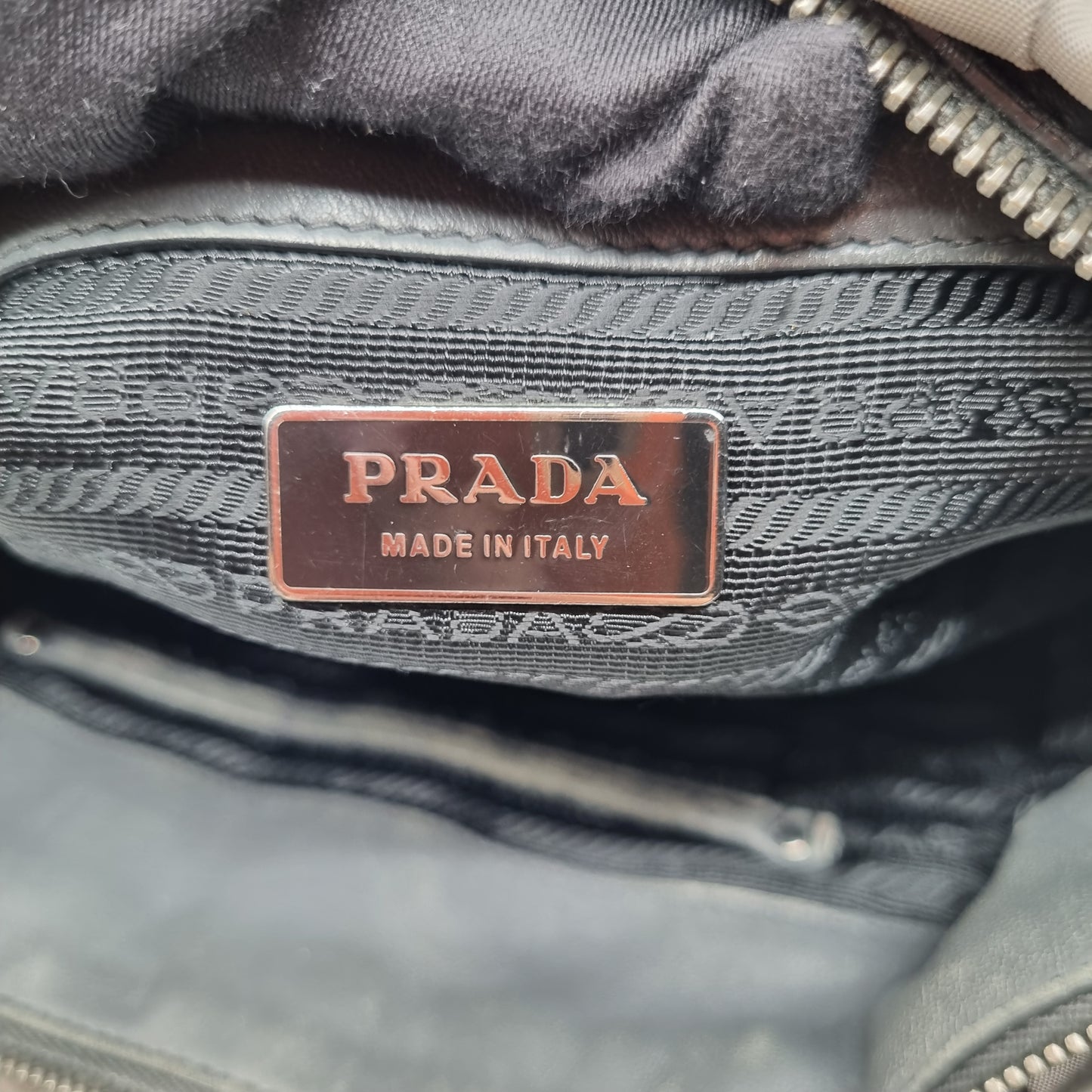 Prada Tessuto Gaufre Ardesia 2007 Size 32x16x30