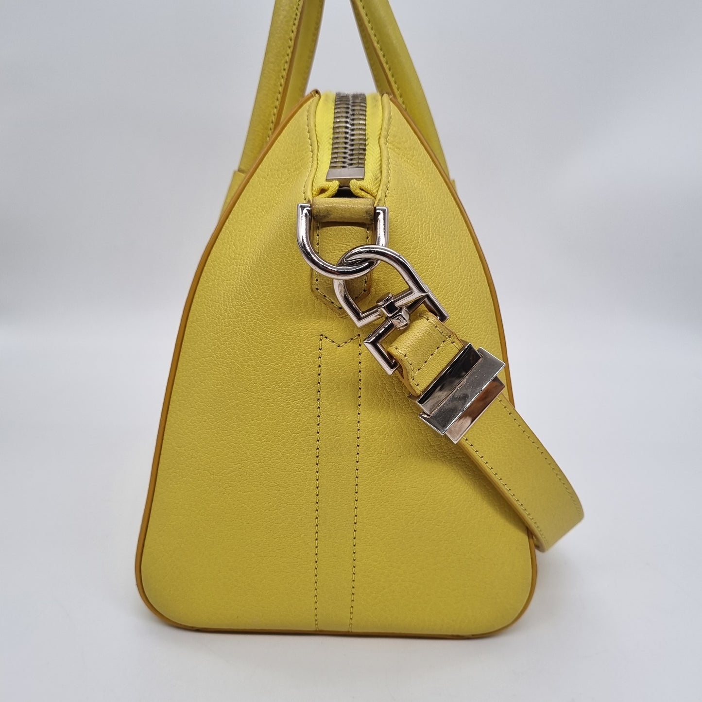 Givenchy Antigona Small Yellow 2014 Size 28x16x23