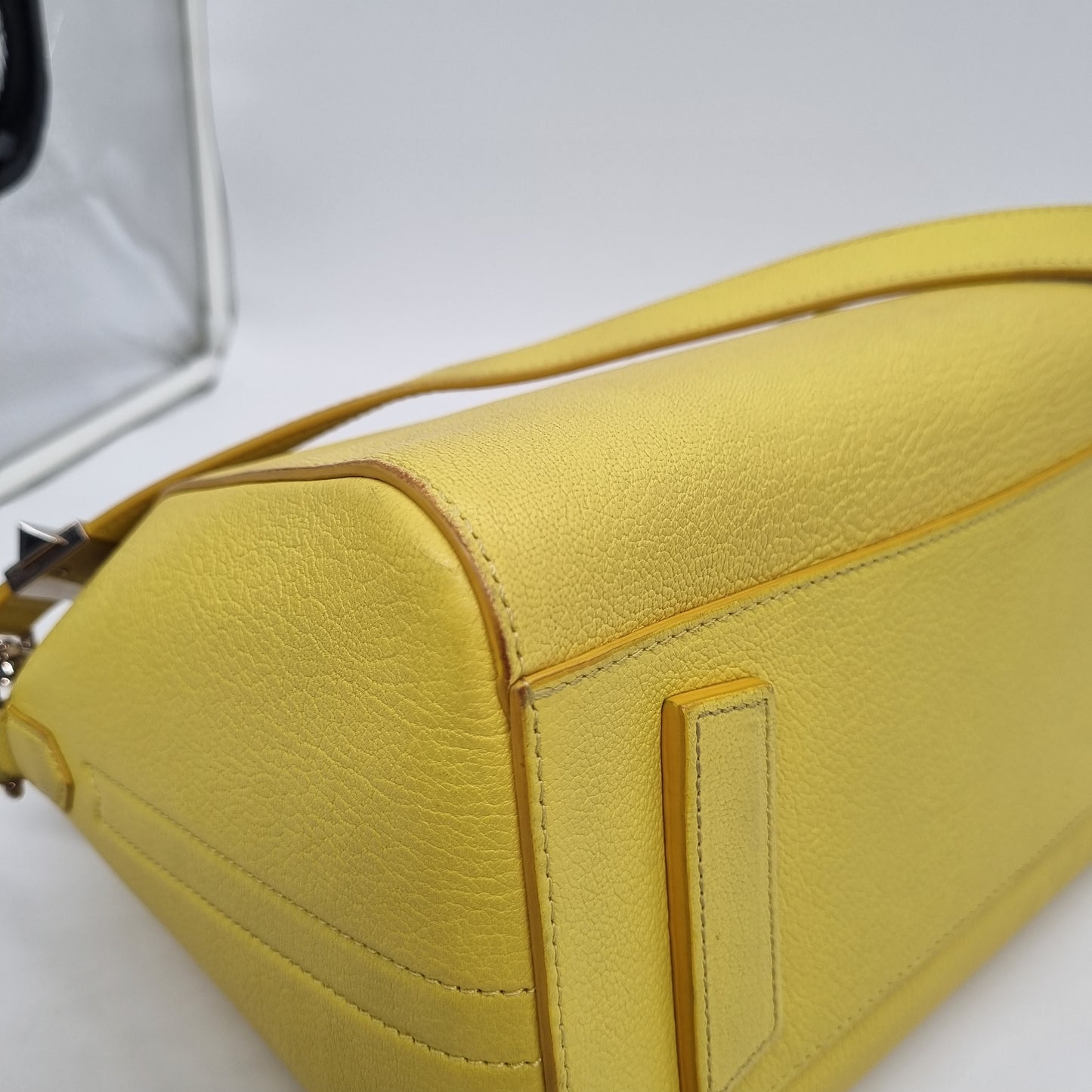 Givenchy Antigona Small Yellow 2014 Size 28x16x23