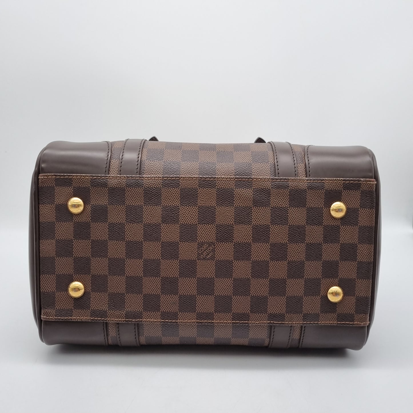 Louis Vuitton Berkeley Damier Ebene 2013 Size 32x14x25