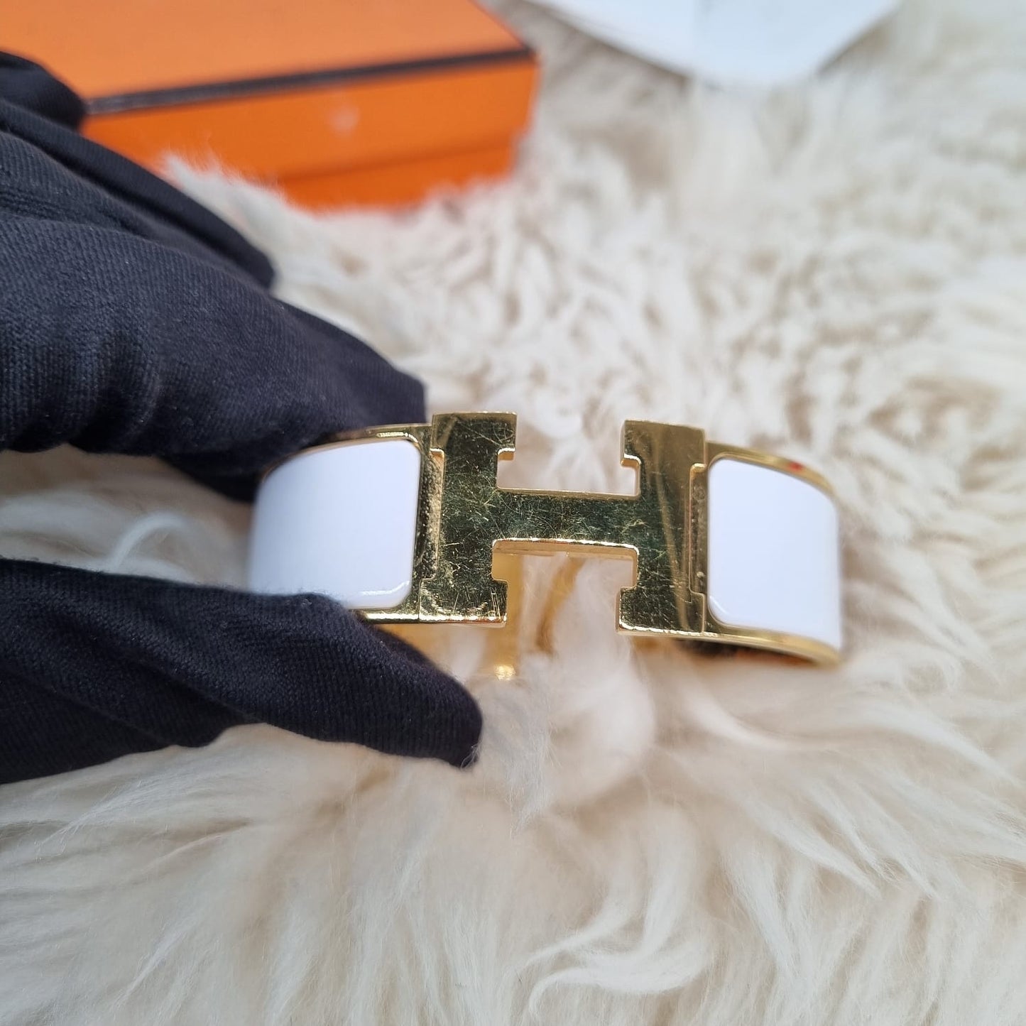 Hermes Clic Clac PM White GHW