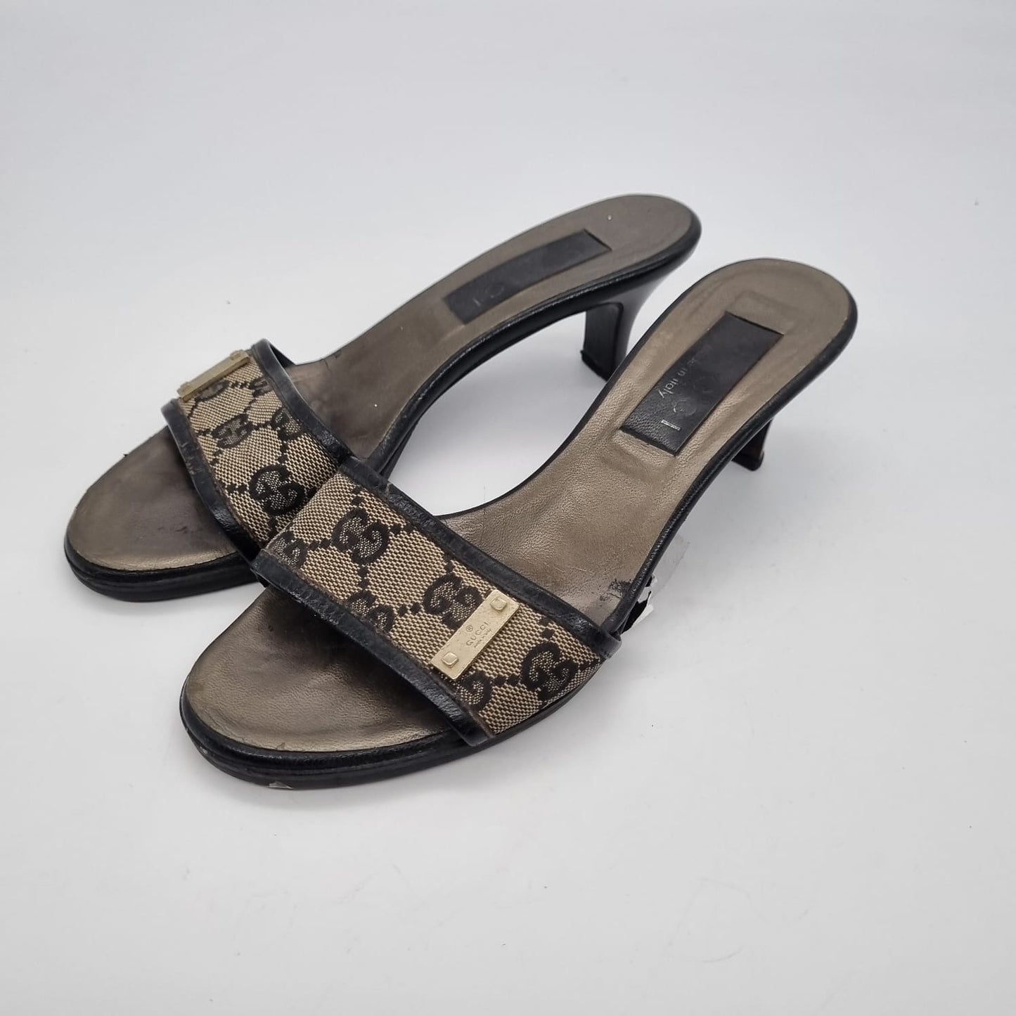 Gucci Kitten Sandal Mono Size 5B