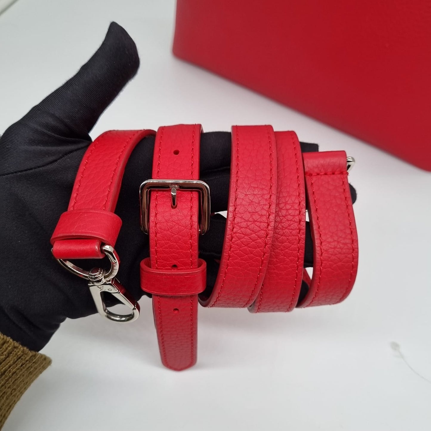 Louis Vuitton Cappucine MM Red Size 31x11x20