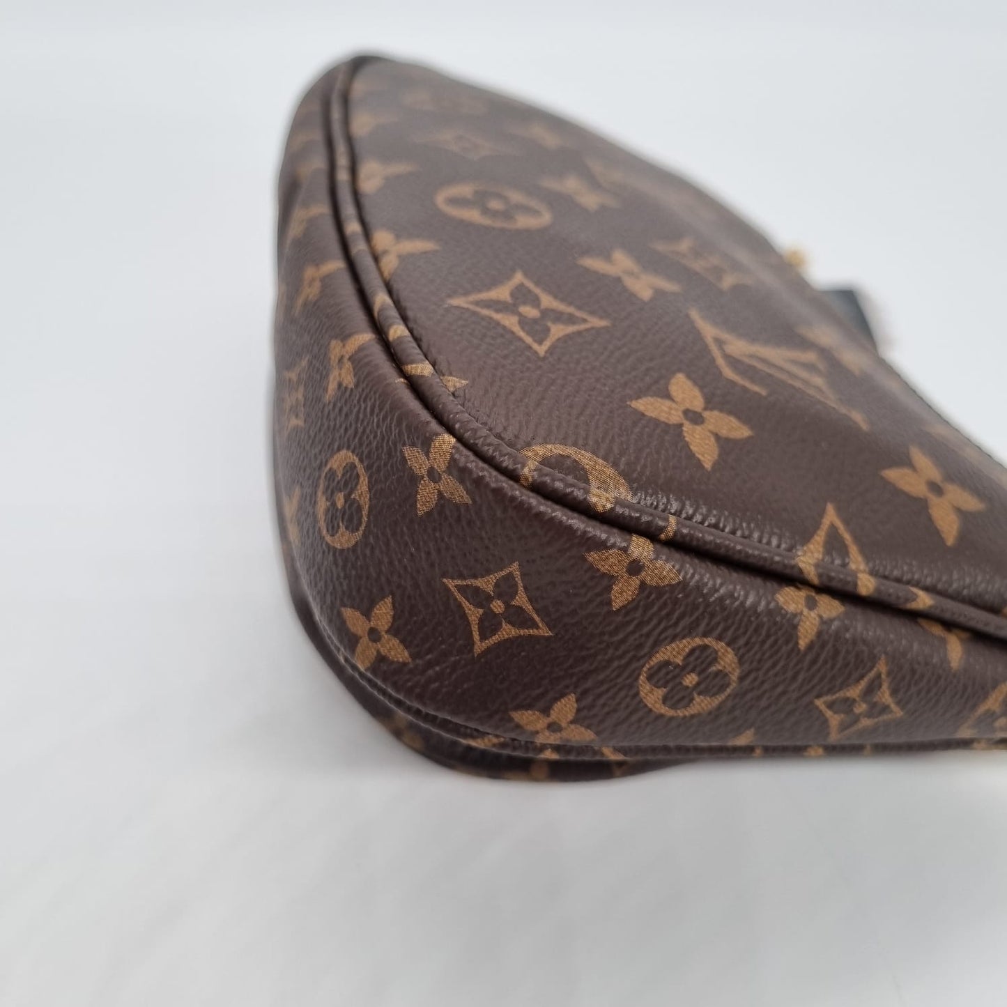 Louis Vuitton Pochette Monogram Rose Clair 2023 CHIP BNIB Size 24x4x14