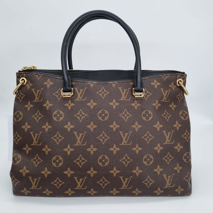 Louis Vuitton Pallas PM 2017 size 37x13x35