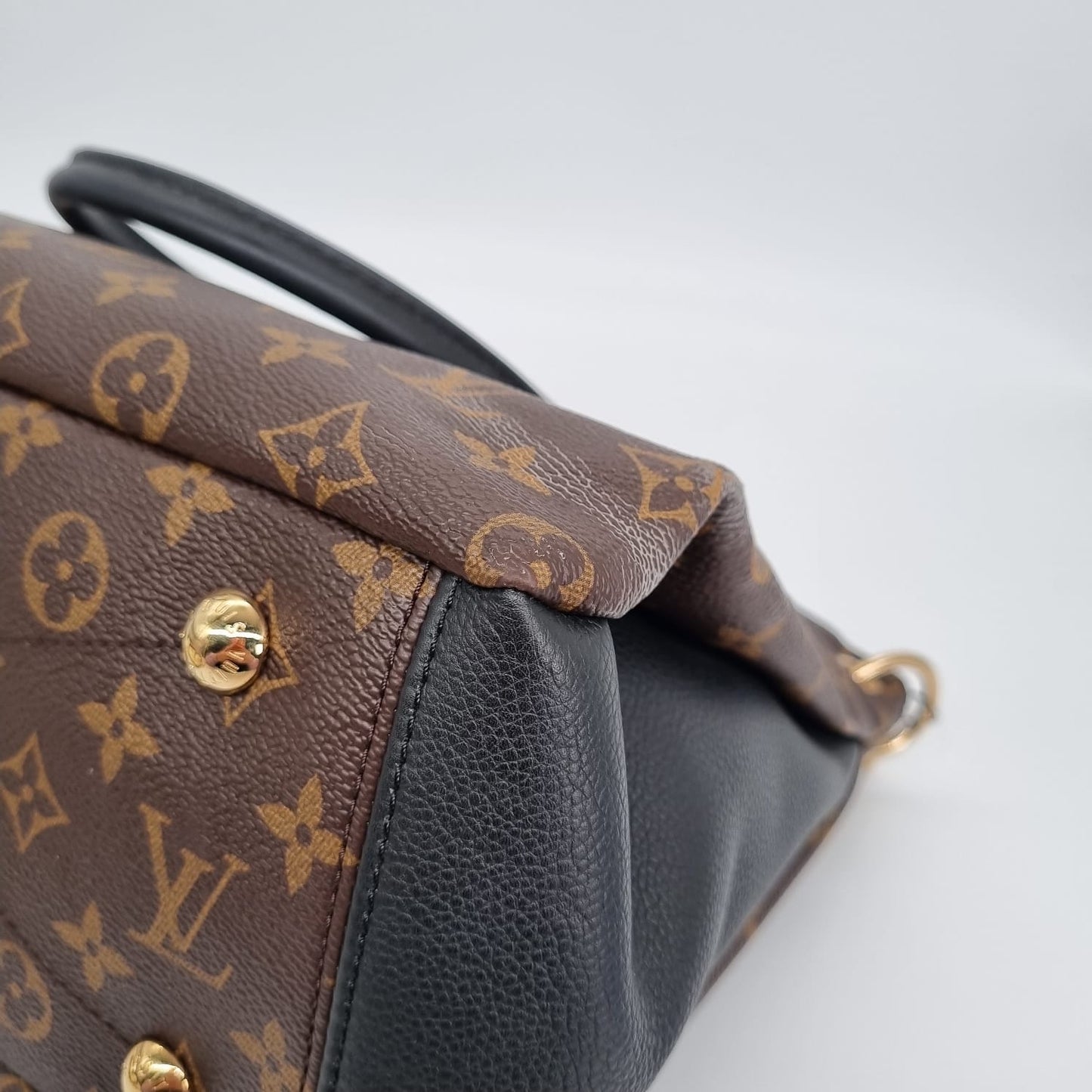 Louis Vuitton Pallas PM 2017 size 37x13x35