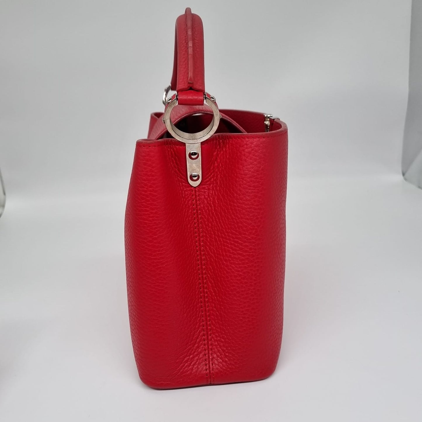 Louis Vuitton Cappucine MM Red Size 31x11x20