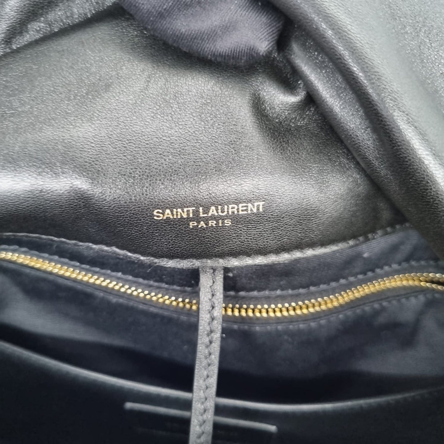 Yves Saint Laurent Jamie Large Lambskin Tahun 2023 size 41x9x35